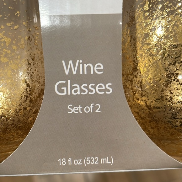 Wine glasses - Picture 3 of 3